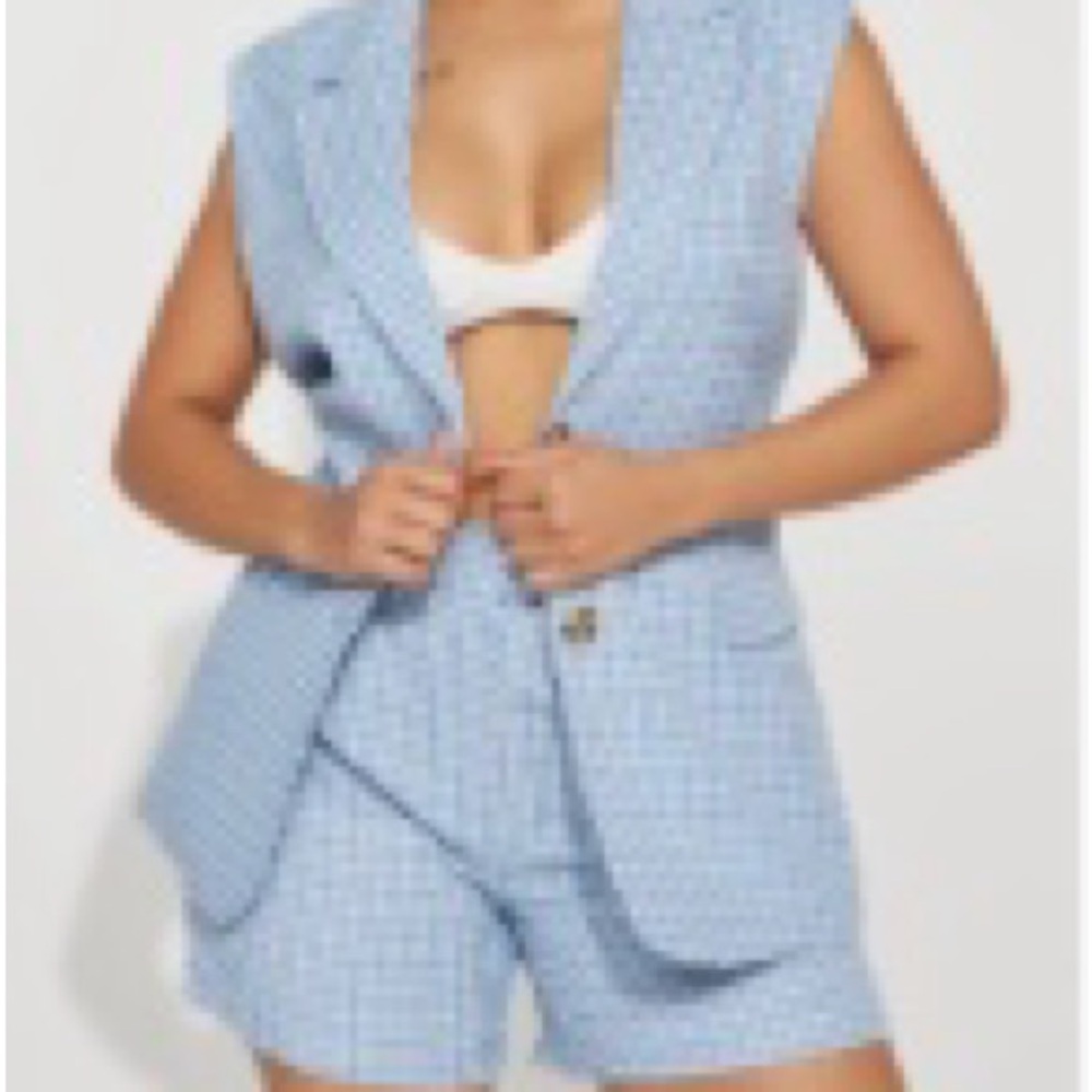 2 piece set- Vest & shorts- Fashion Nova Blue Textured Matching Set NWT